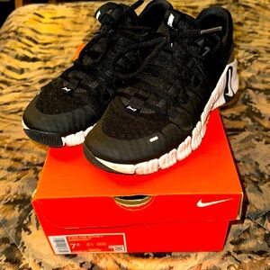 Women’s Nike Free Metcon 5